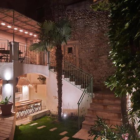 Drome Provencale Maison Familiale Calme Dans Village Valreas Exterior photo