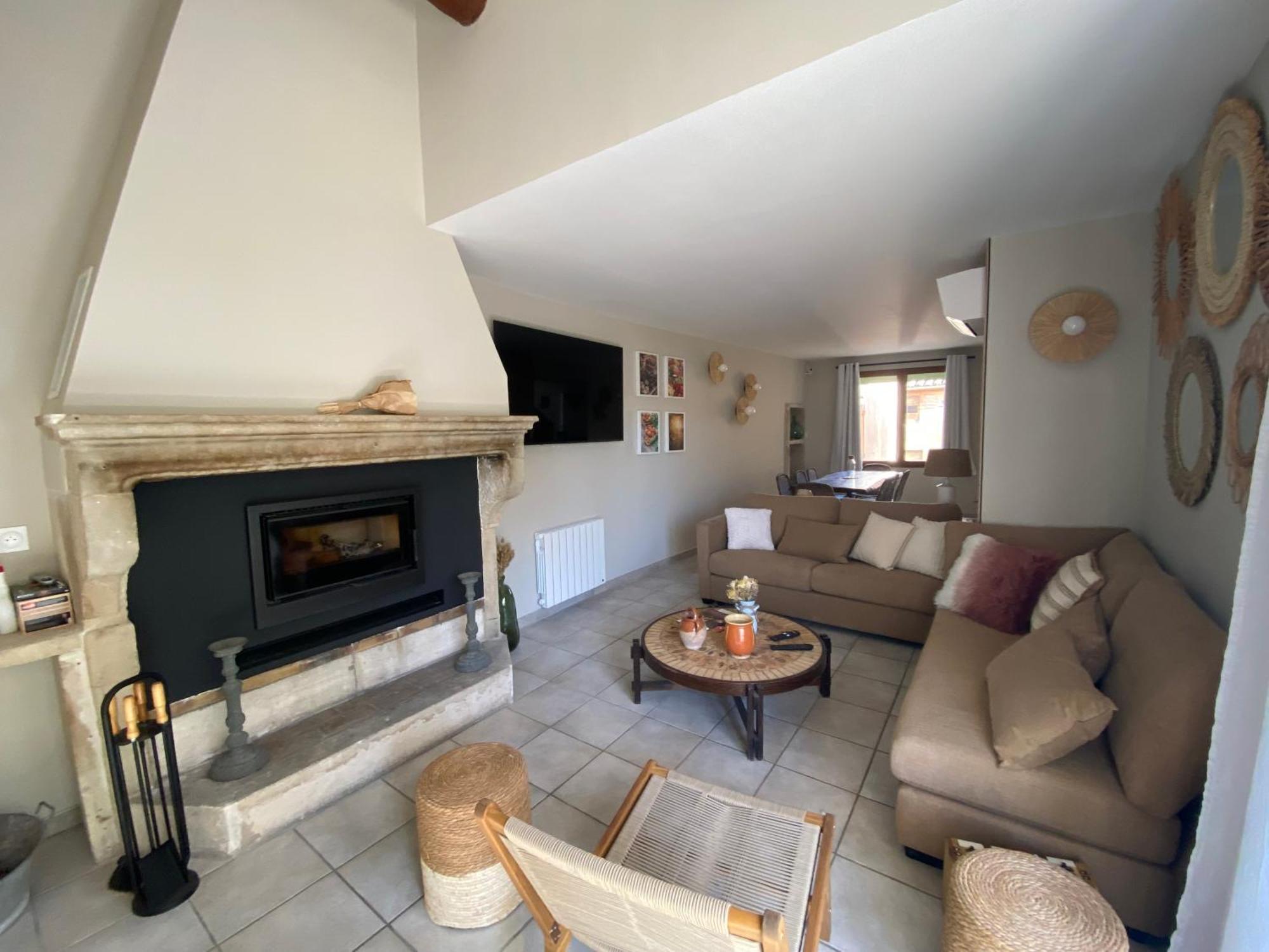Drome Provencale Maison Familiale Calme Dans Village Valreas Exterior photo