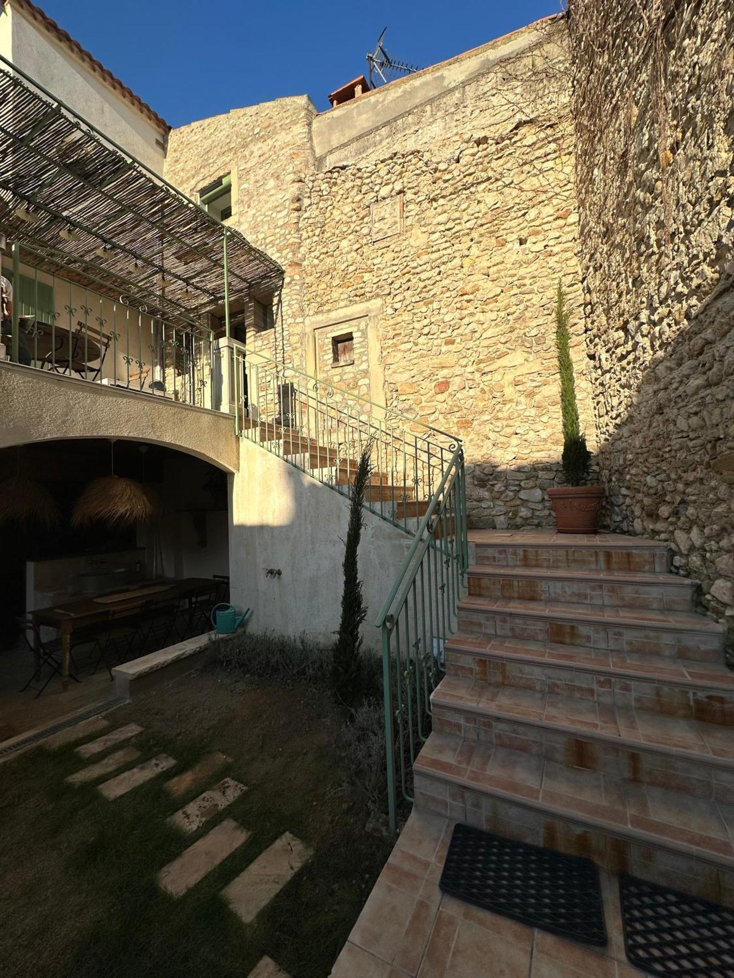 Drome Provencale Maison Familiale Calme Dans Village Valreas Exterior photo